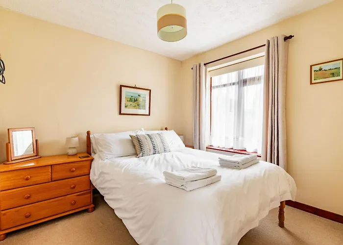 Host & Stay - Cransley